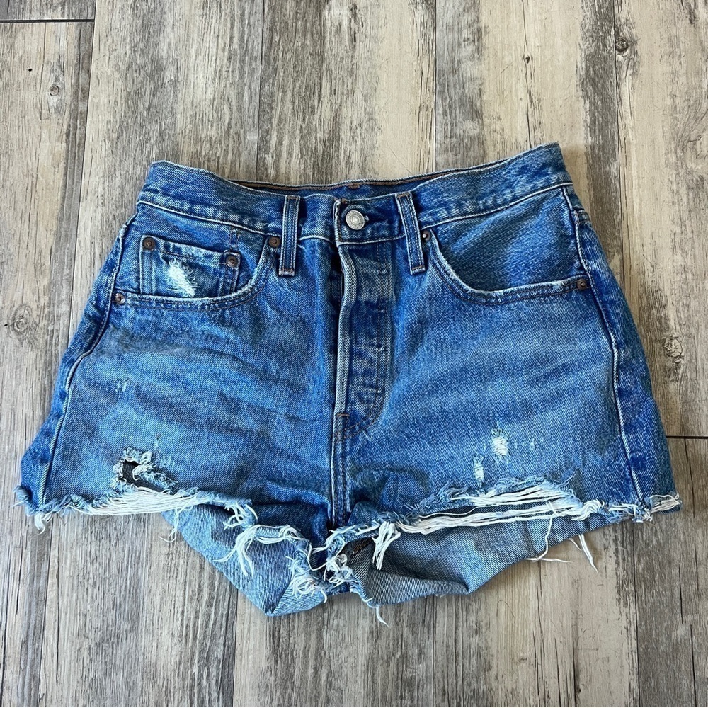 Vintage Vibes Levi’s Cutoffs in Medium Distressed Denim